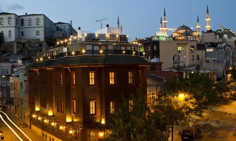 Küçük Ayasofya Korsan Taksi